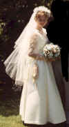 dress_full.jpg (99853 bytes)