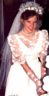 dress_top.jpg (98412 bytes)