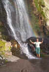 falls.jpg (59606 bytes)