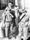 twins&parents.gif (268806 bytes)